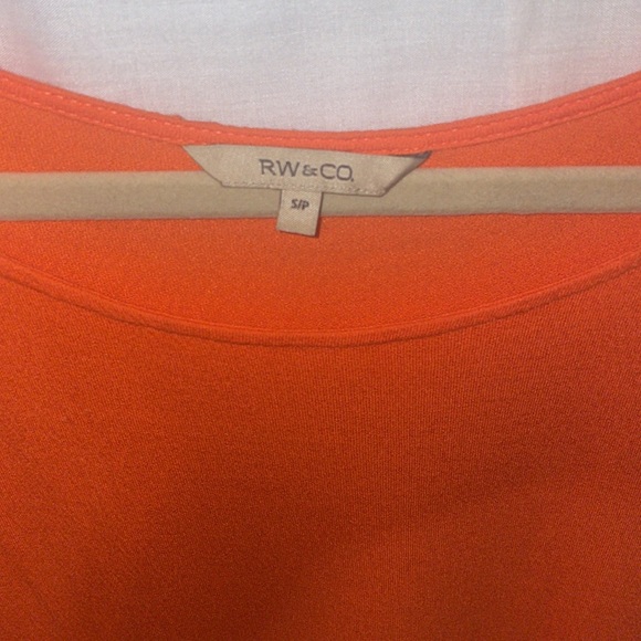 🧡RW& CO. Tank top size Small - Picture 2 of 5
